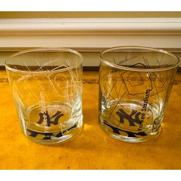 MLB New York Yankees Baseball Ballpark Map Rocks Whiskey Glasses Set of 2 NEW - Picture 12 of 16